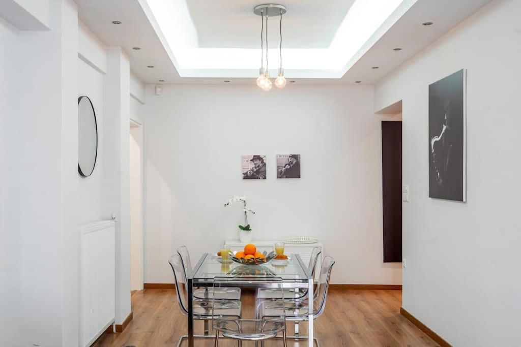 Modernised Athenian Apartment /W 2Br & 2Ba Athens Exterior photo